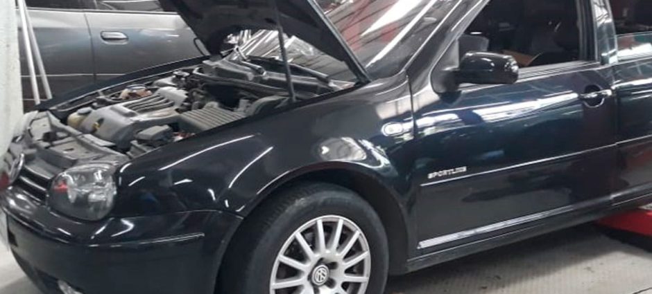 Golf 2.0 Sportline – Vazamento de Serpentina