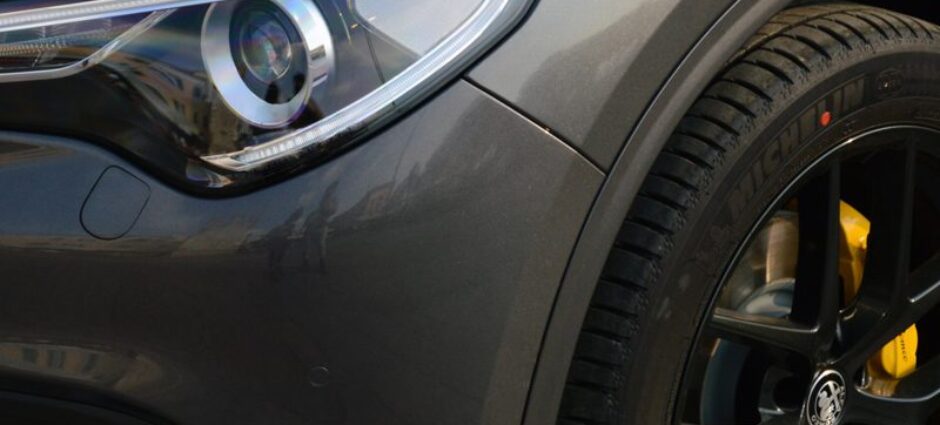 Qual a diferença dos pneus 175 e 185?