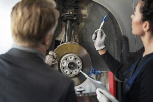 Manutenção de Freios e Direção Segura