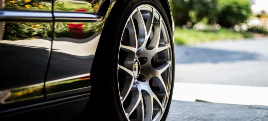 Pneu 205 60 R16 Continental: Melhor Desempenho e Segurança