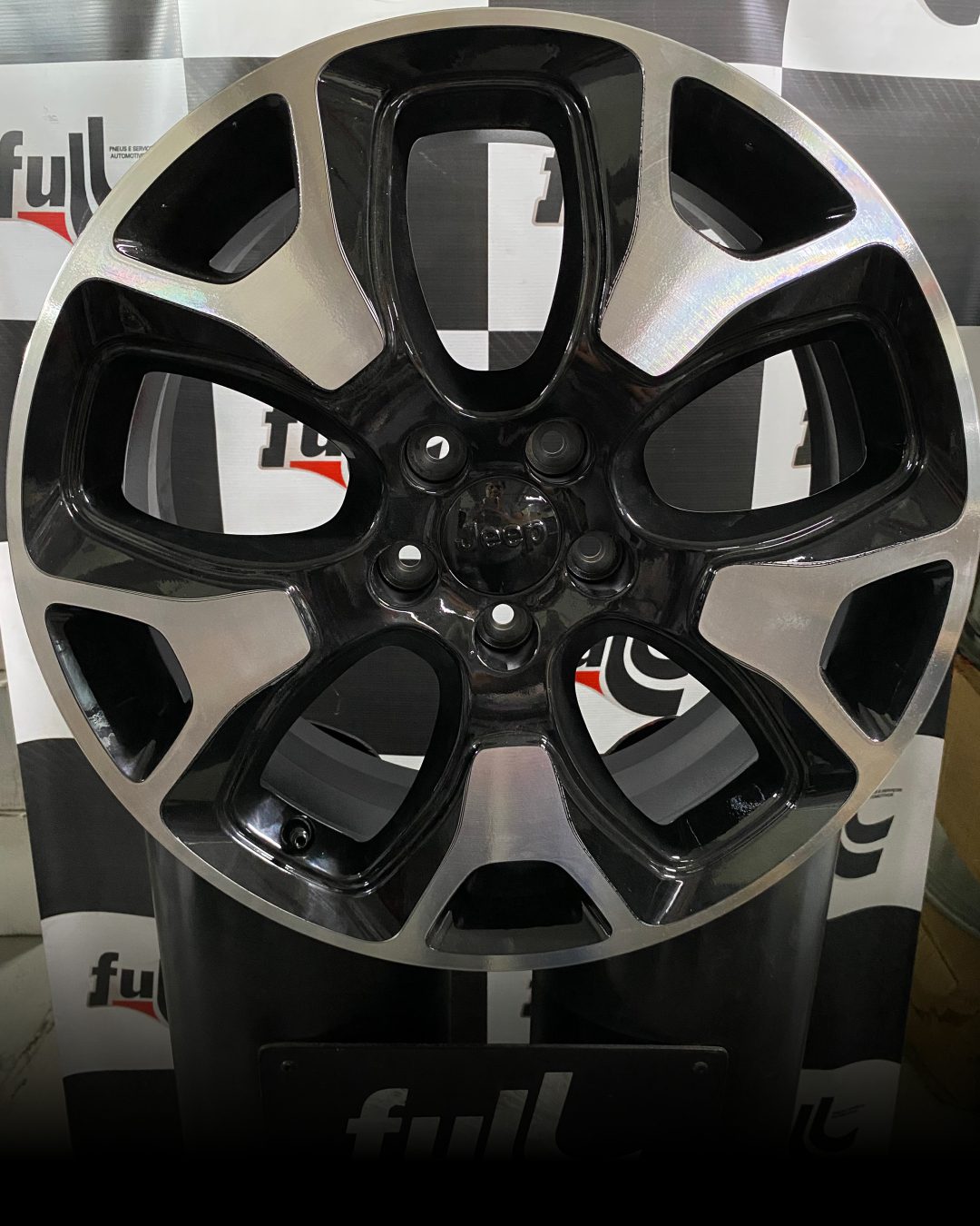 Jogo de Rodas Aro 18 Jeep Compass Mopar